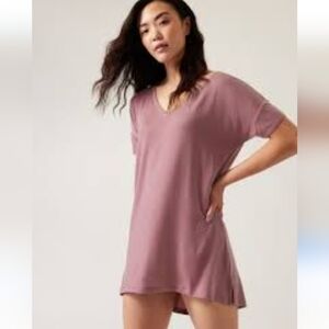 NWT Athleta nighttime bliss sleep CYA tee